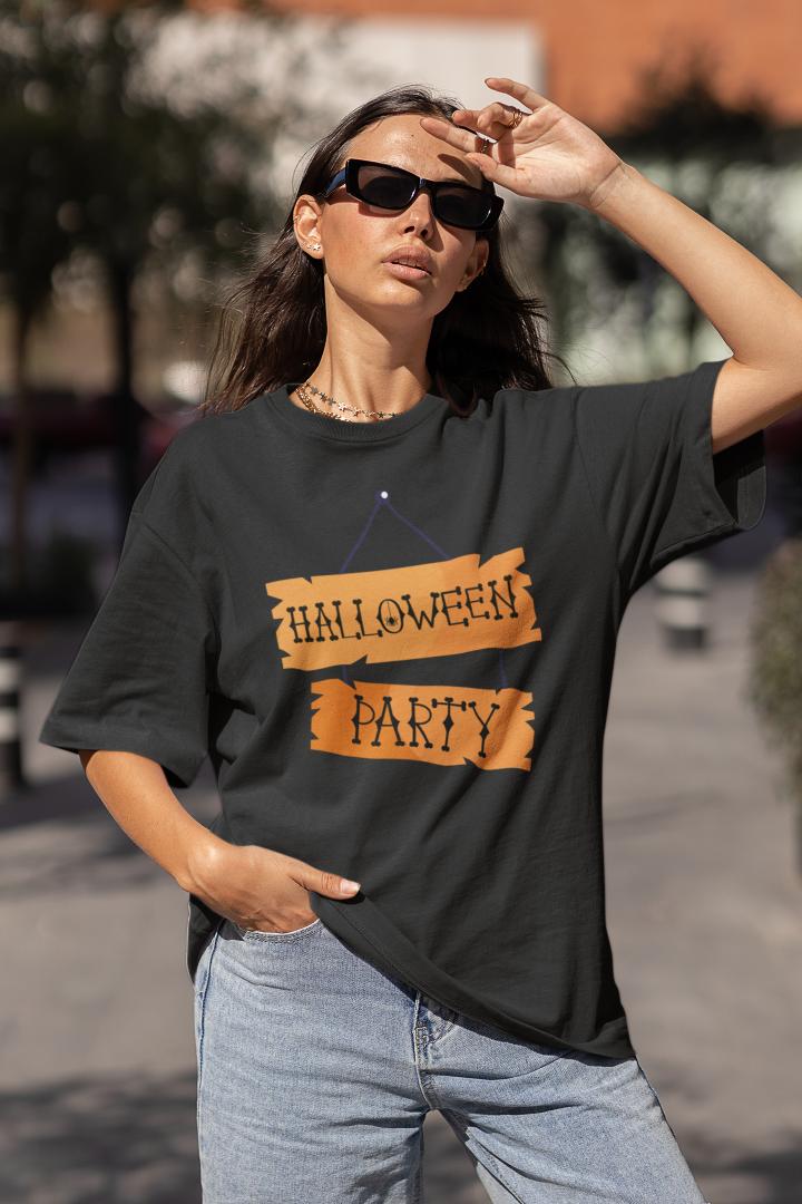 Women's Halloween party T-shirt